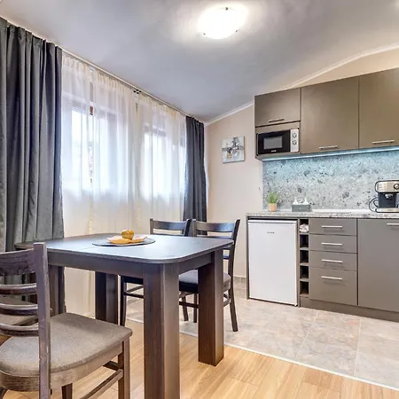 Floor Ski-in Pamporovo